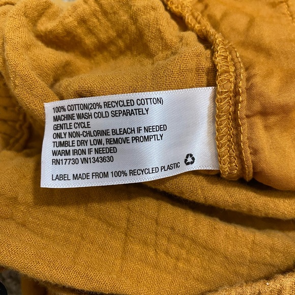 Universal Thread Shorts size medium - Picture 6 of 6